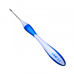 Крючок вязальный с эргономичной пластиковой ручкой AddiISwing Maxi №2, 17 см
